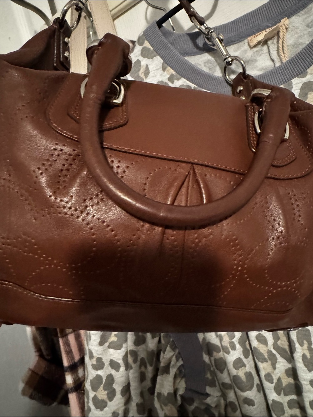 Authentic Coach Brown Leather Shoulder Bag with Silver Hardware EUC - Picture 2 of 10
